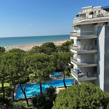 Residenza Marco Polo Lignano Sabbiadoro Exterior foto