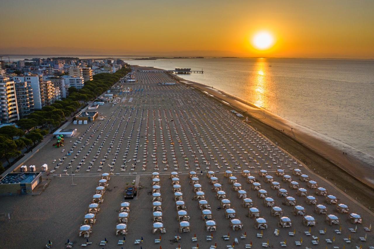 Residenza Marco Polo Lignano Sabbiadoro Exterior foto