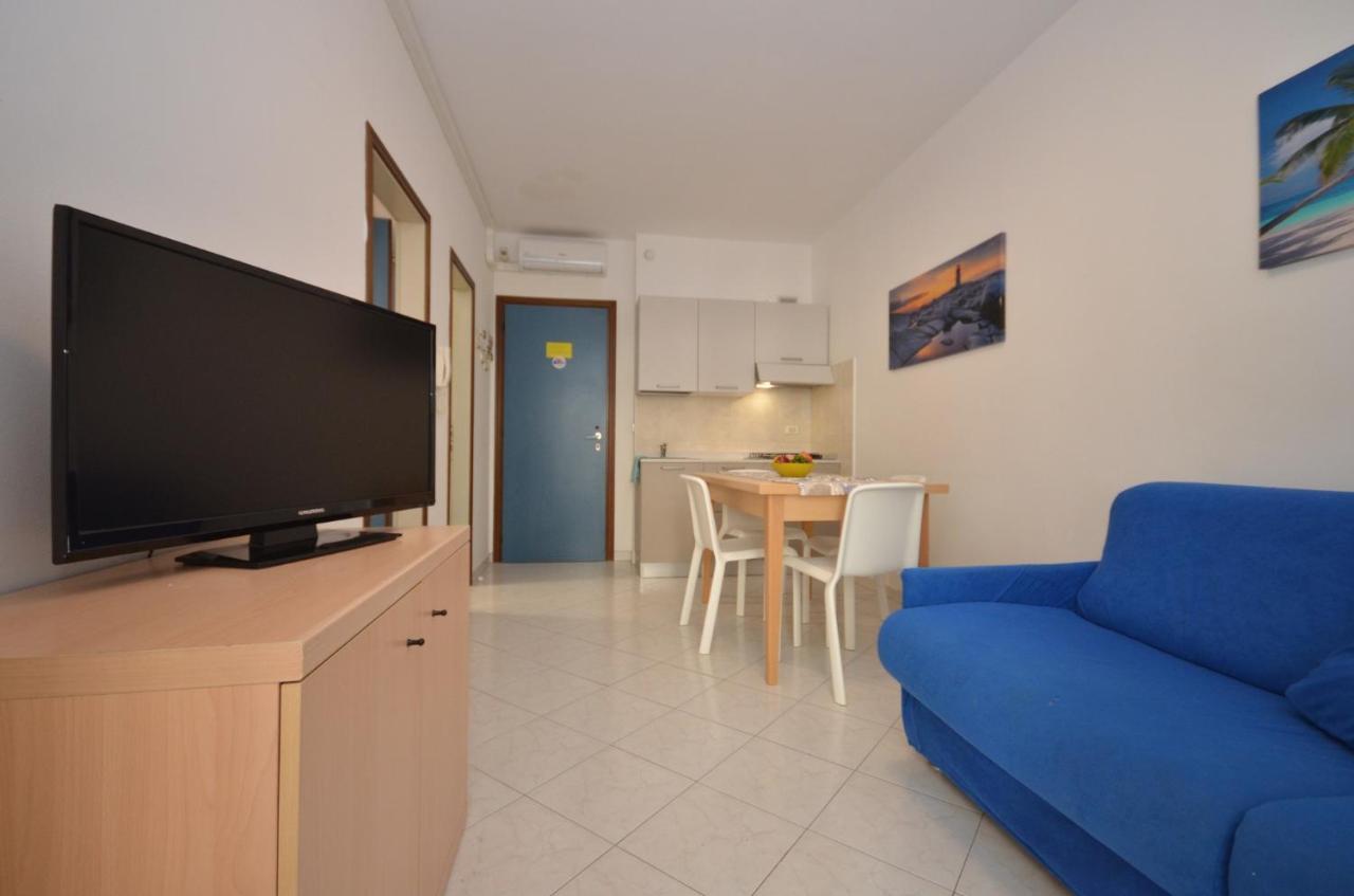 Residenza Marco Polo Lignano Sabbiadoro Exterior foto