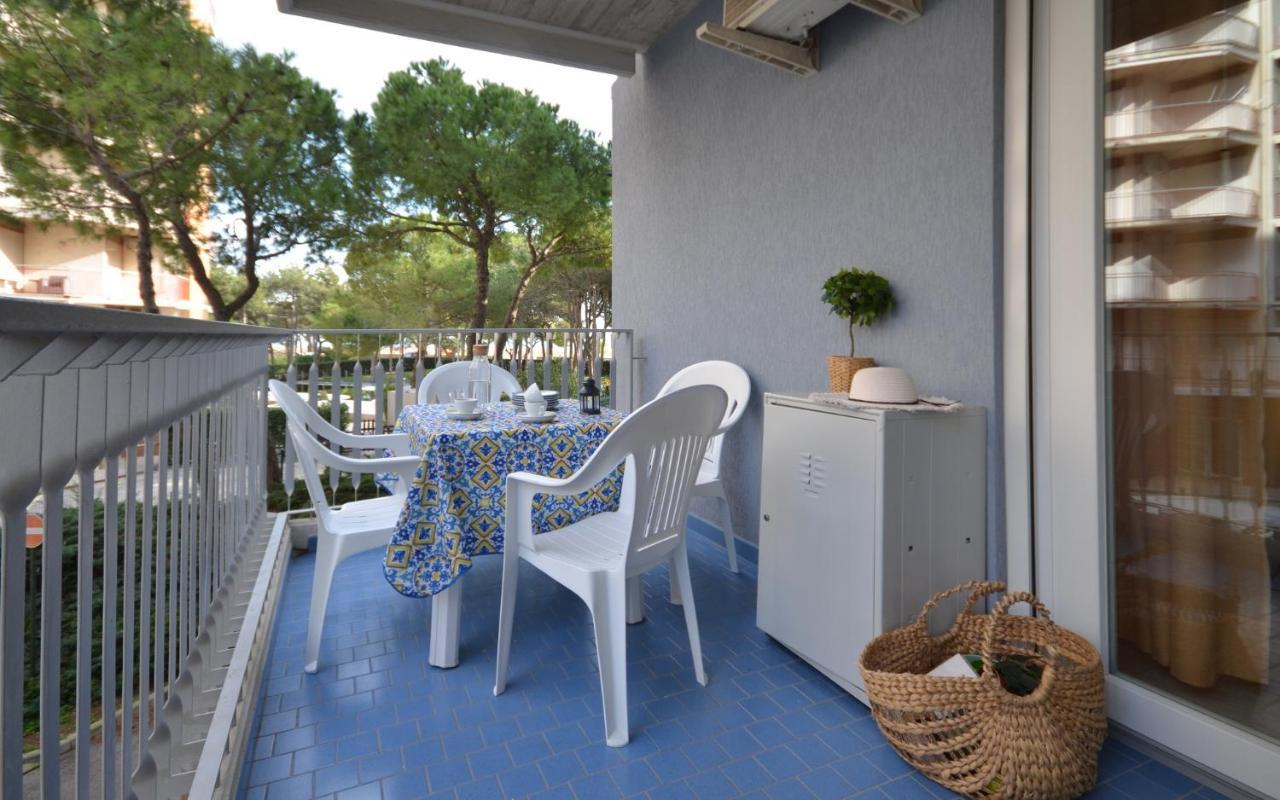 Residenza Marco Polo Lignano Sabbiadoro Exterior foto