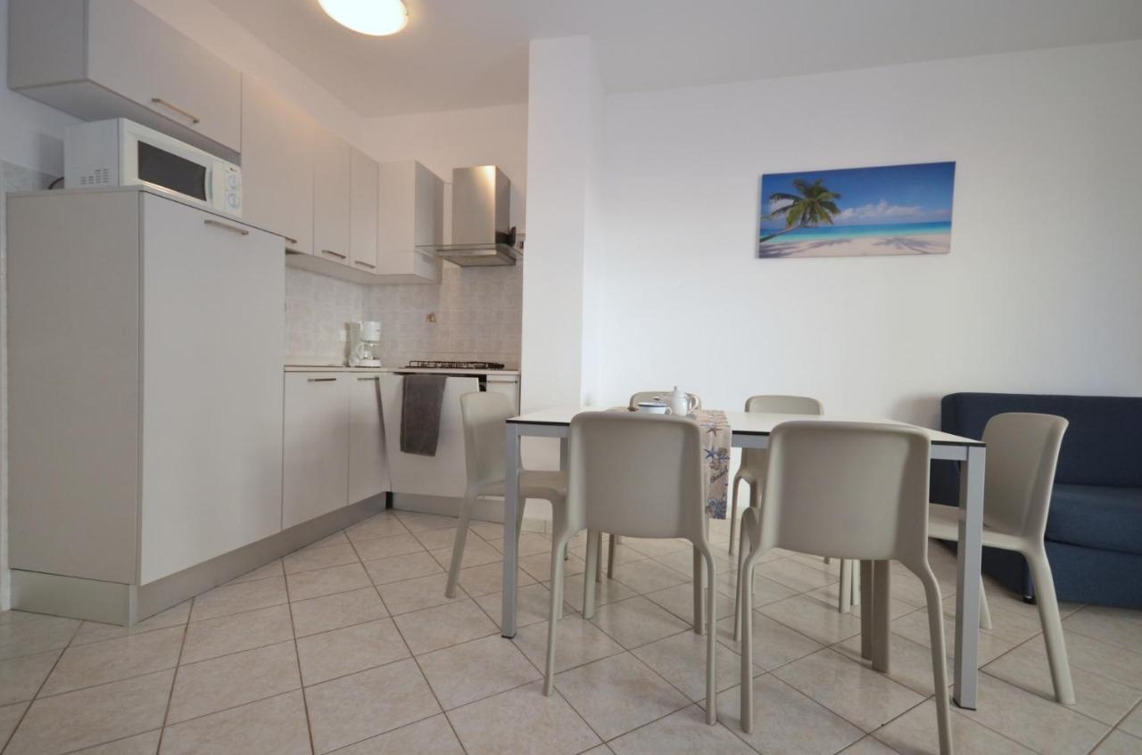 Residenza Marco Polo Lignano Sabbiadoro Exterior foto