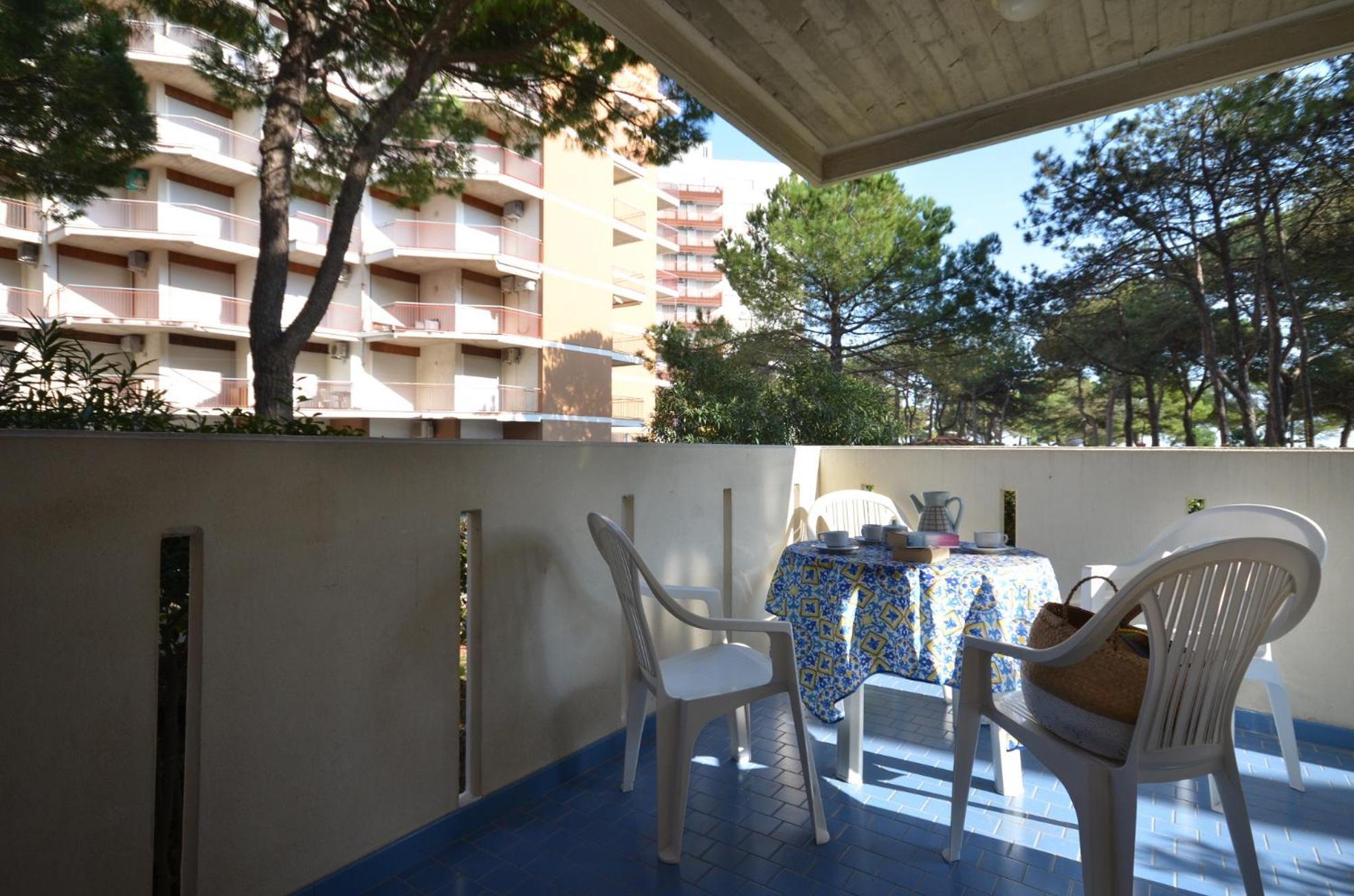 Residenza Marco Polo Lignano Sabbiadoro Exterior foto